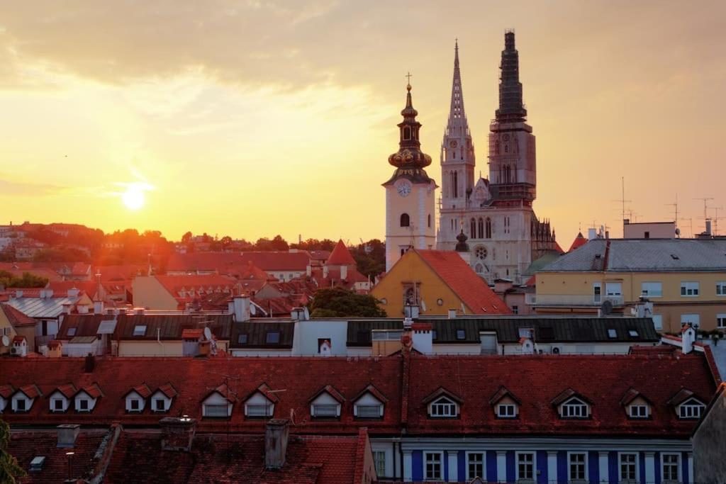 True Zagreb Centrally Located & Spacious Apartment Exteriör bild